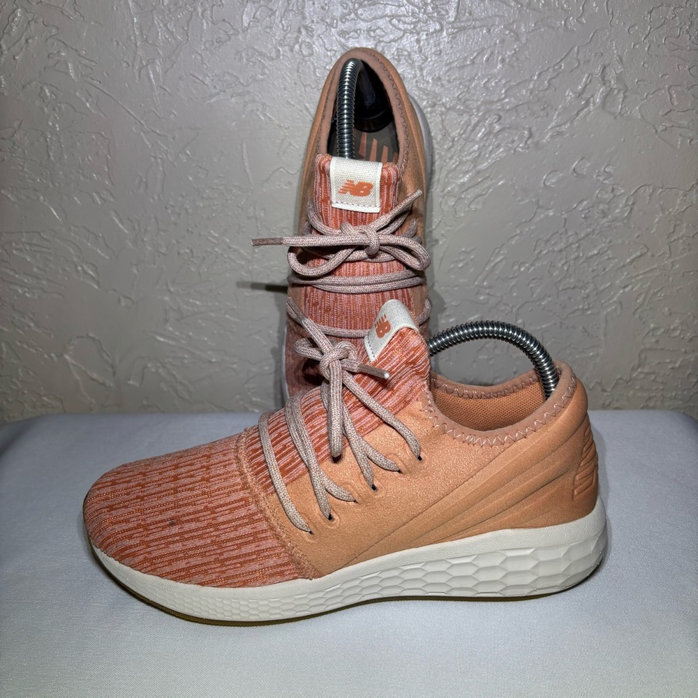 New Balance Women's Fresh Foam Cruz Decon v2 Sneakers Size 8
